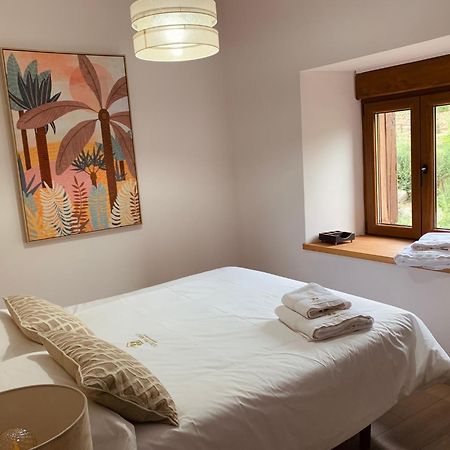 Apartamentos En El Valle Del Jerte Flores Para Angela 카베주엘라델발 외부 사진