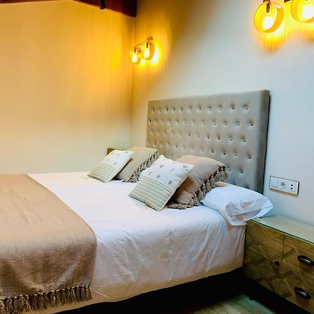 Apartamentos En El Valle Del Jerte Flores Para Angela 카베주엘라델발 외부 사진