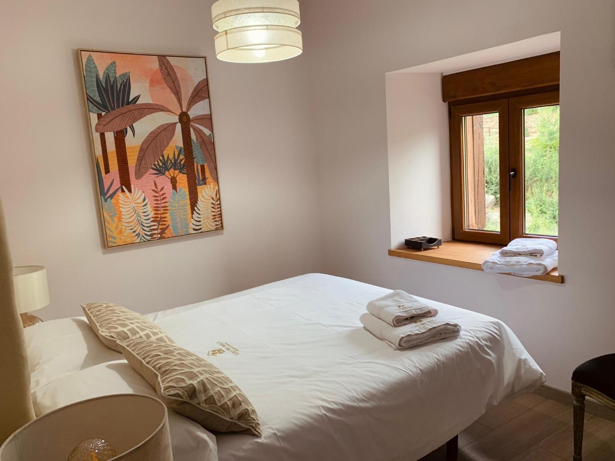 Apartamentos En El Valle Del Jerte Flores Para Angela 카베주엘라델발 외부 사진