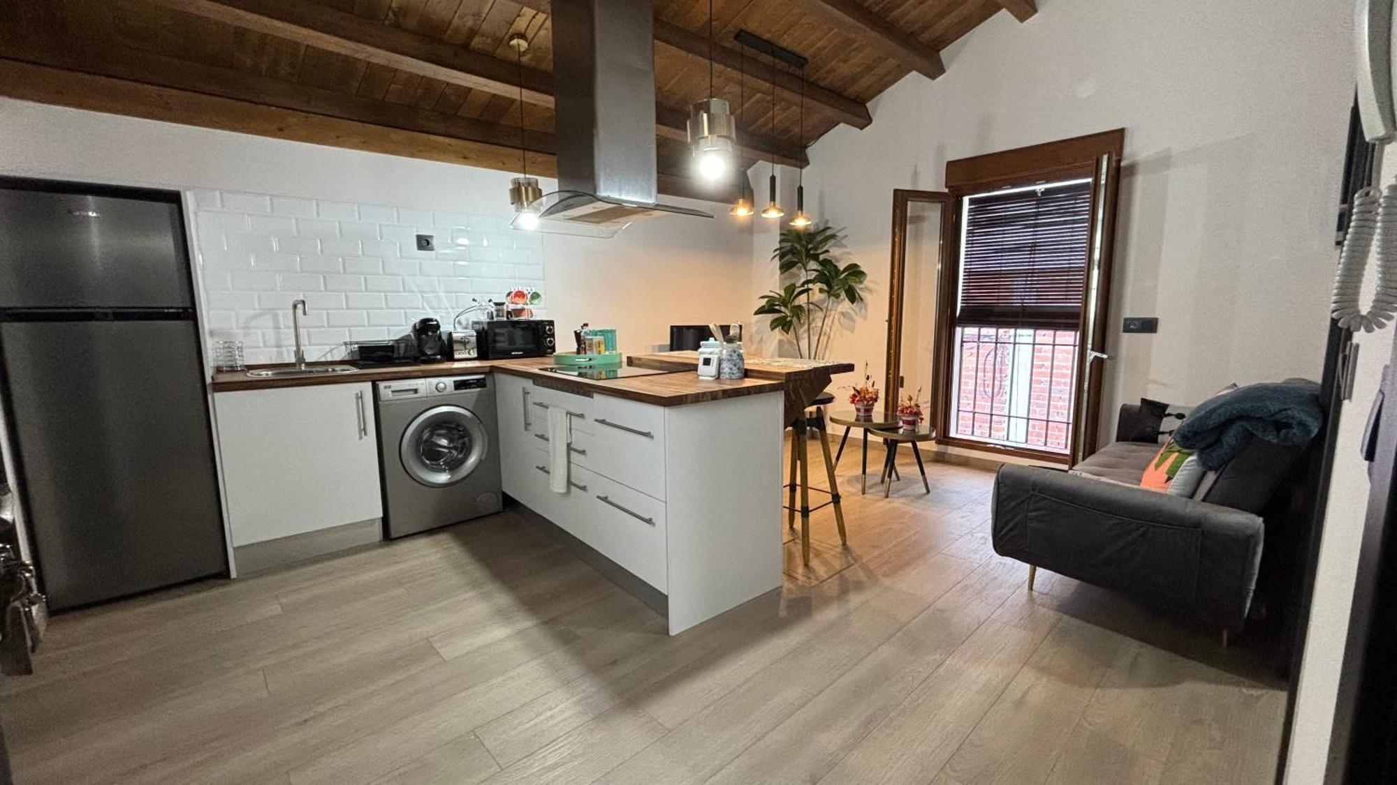 Apartamentos En El Valle Del Jerte Flores Para Angela 카베주엘라델발 외부 사진