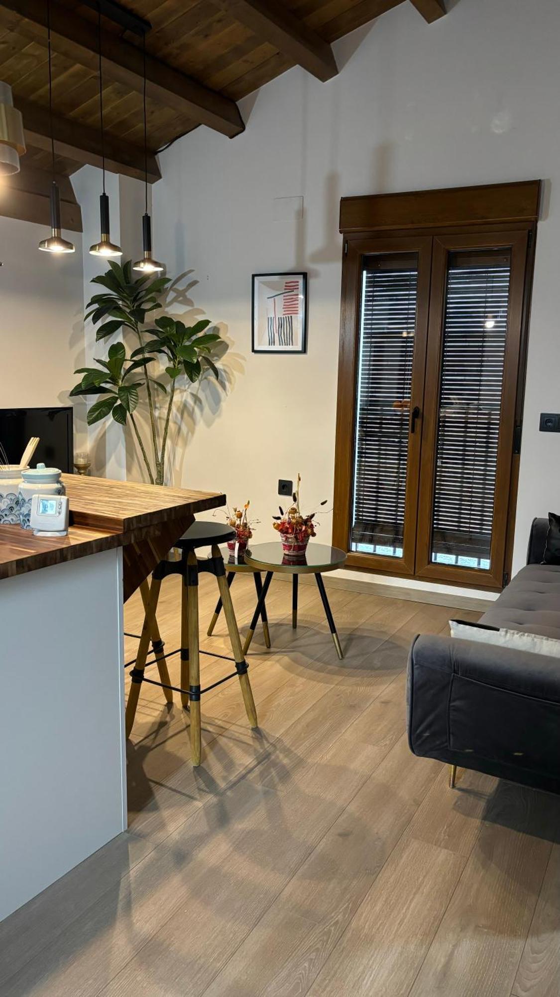 Apartamentos En El Valle Del Jerte Flores Para Angela 카베주엘라델발 외부 사진